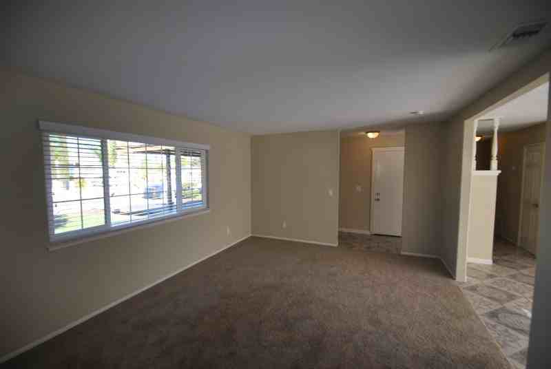 4326 Angelo St - Photo 3 of 8