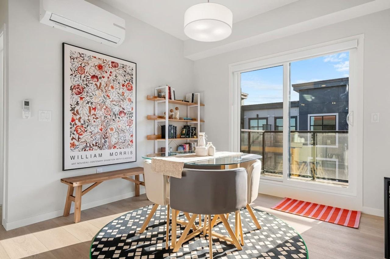 220 Seton Grove Se #1314516P - Photo 4 of 46