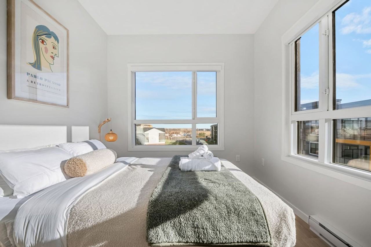 220 Seton Grove Se #1314516P - Photo 6 of 46