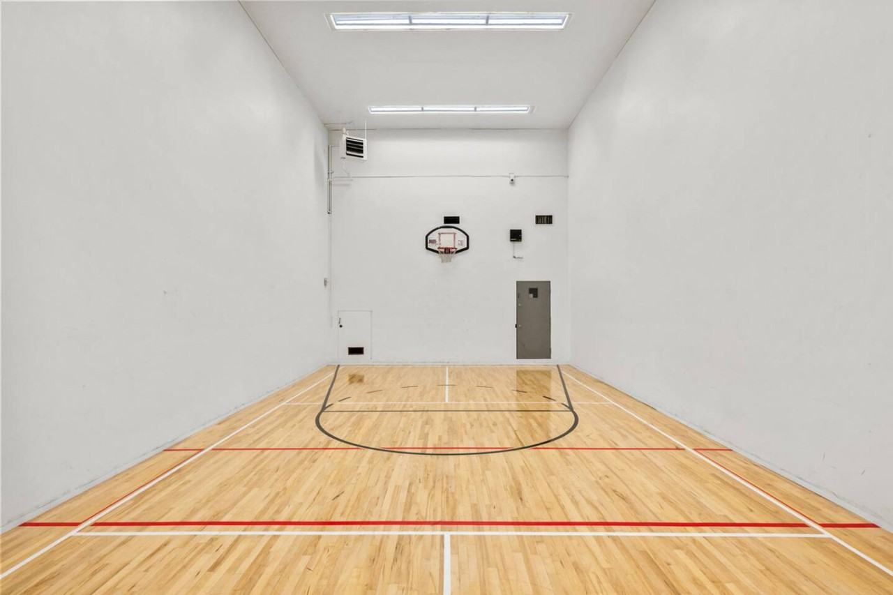 221 6 Ave Se #1314545P - Photo 7 of 37