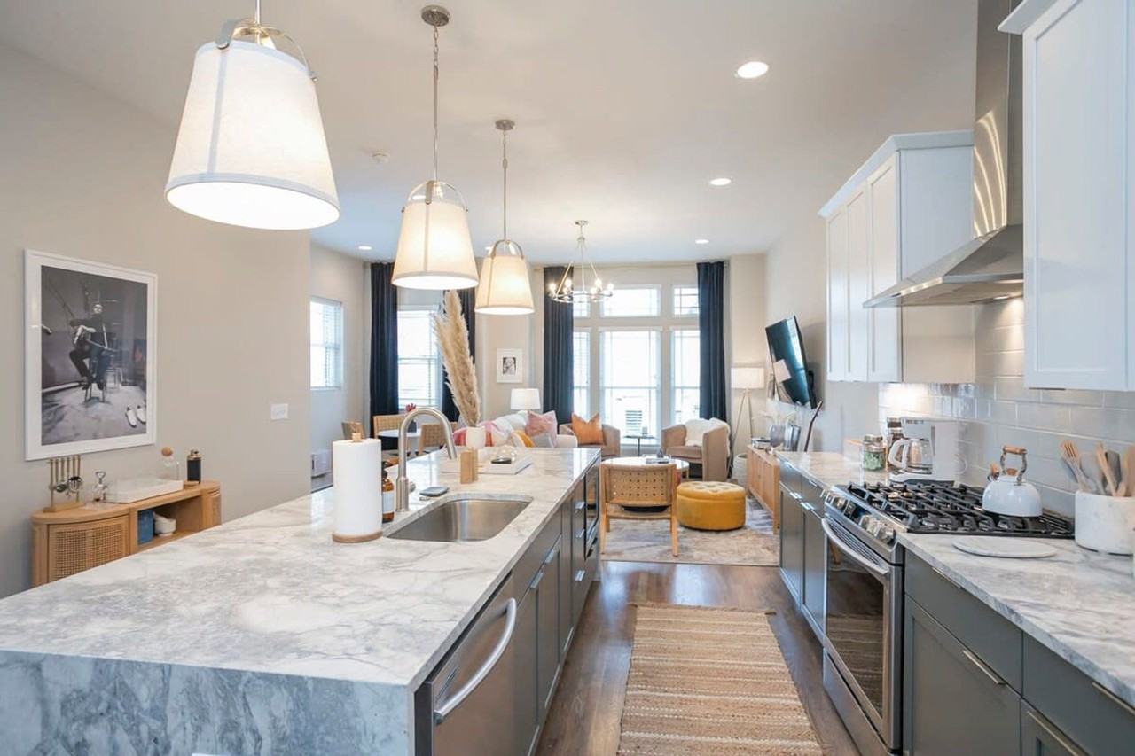 713 26th Ave N #1312350P - Photo 2 of 48