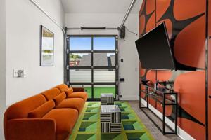 featured image of 770 E Argyle Ave