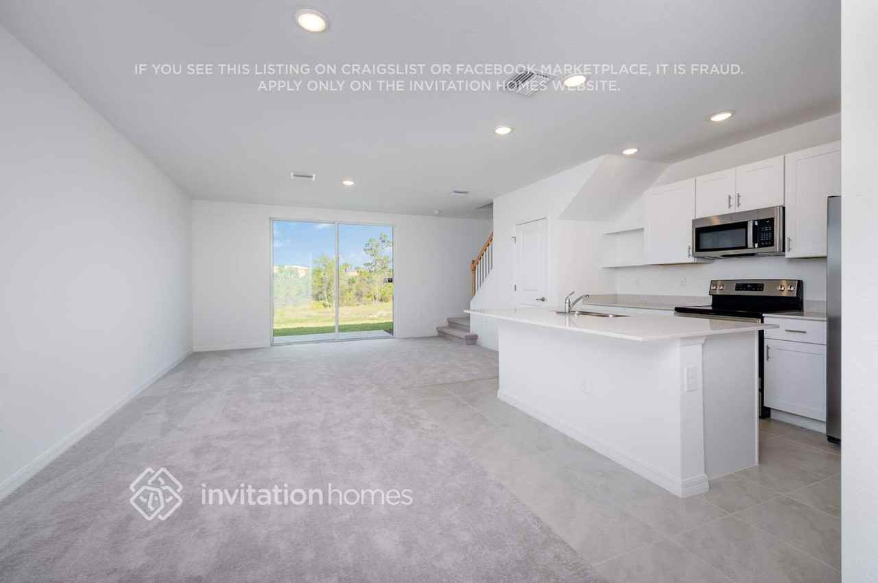 2868 Riverfield Rd - Photo 3 of 30