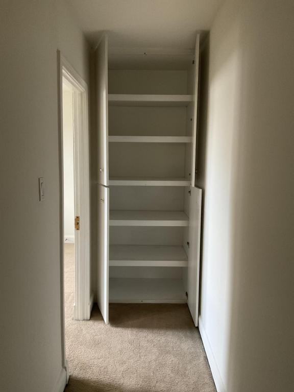 157 E Walnut St - Photo 6 of 15