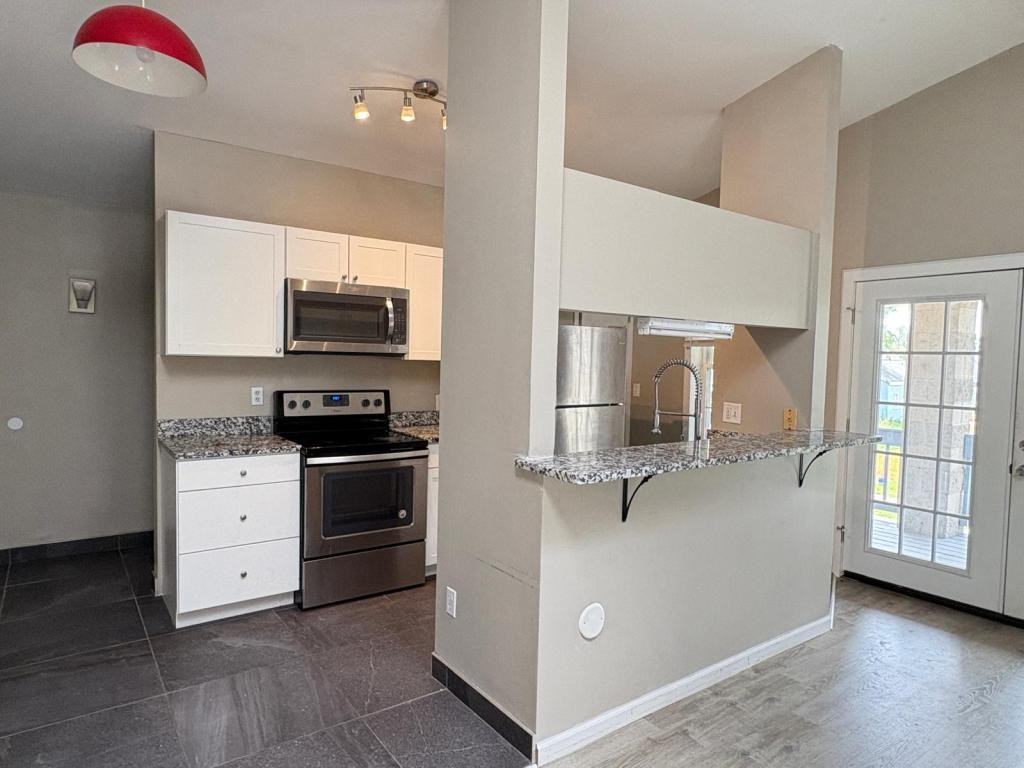 86 W 8th Ave - Photo 4 of 43