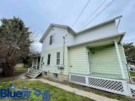 118 W 12th Ave #UPPER - Photo 1 of 1
