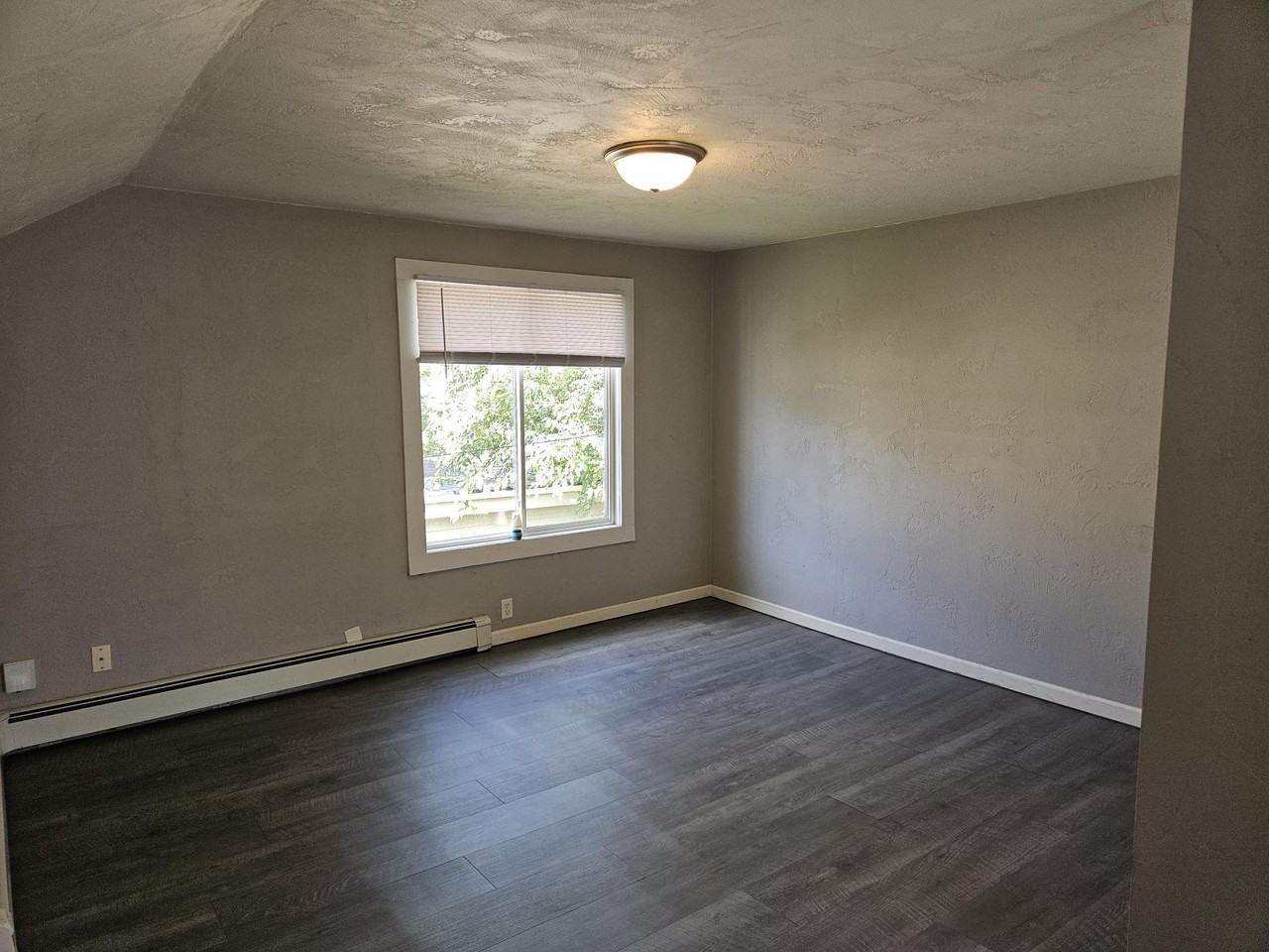 118 W 12th Ave - Photo 4 of 16