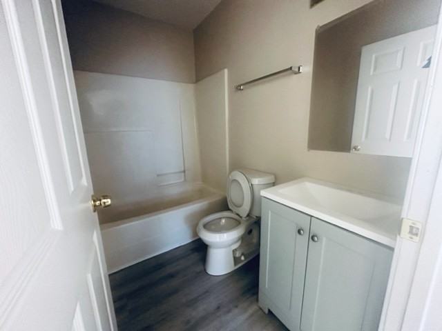 2112 Tennessee St - Photo 2 of 20