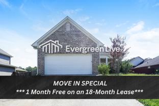 140 Greenwood Cir - Photo 1 of 1