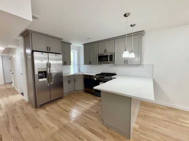 212 N 9th St ##3 - Photo 2 of 3