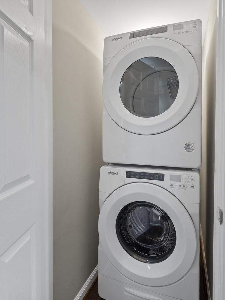 1330 Fairmont St Nw - Photo 4 of 11