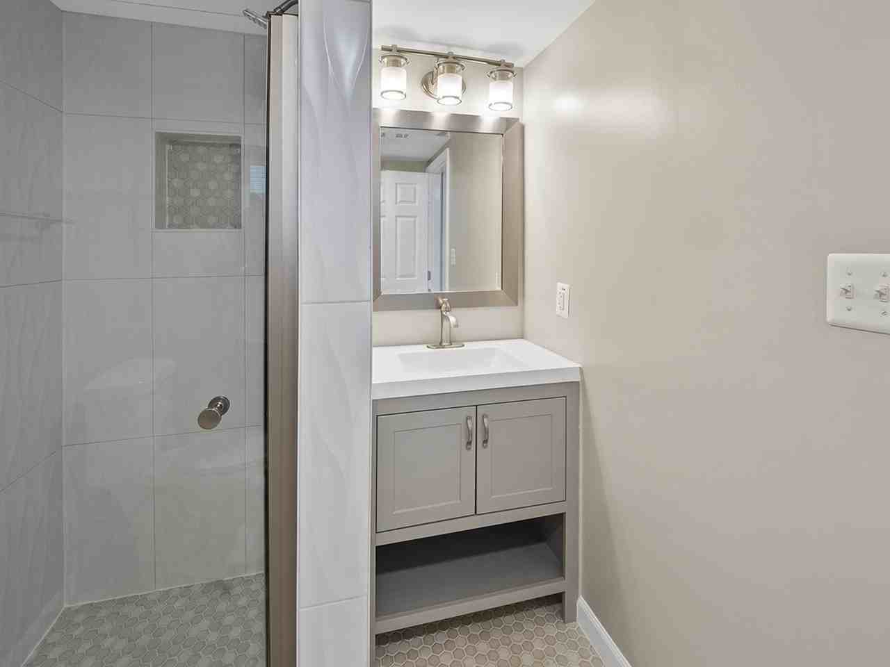 1330 Fairmont St Nw - Photo 7 of 11