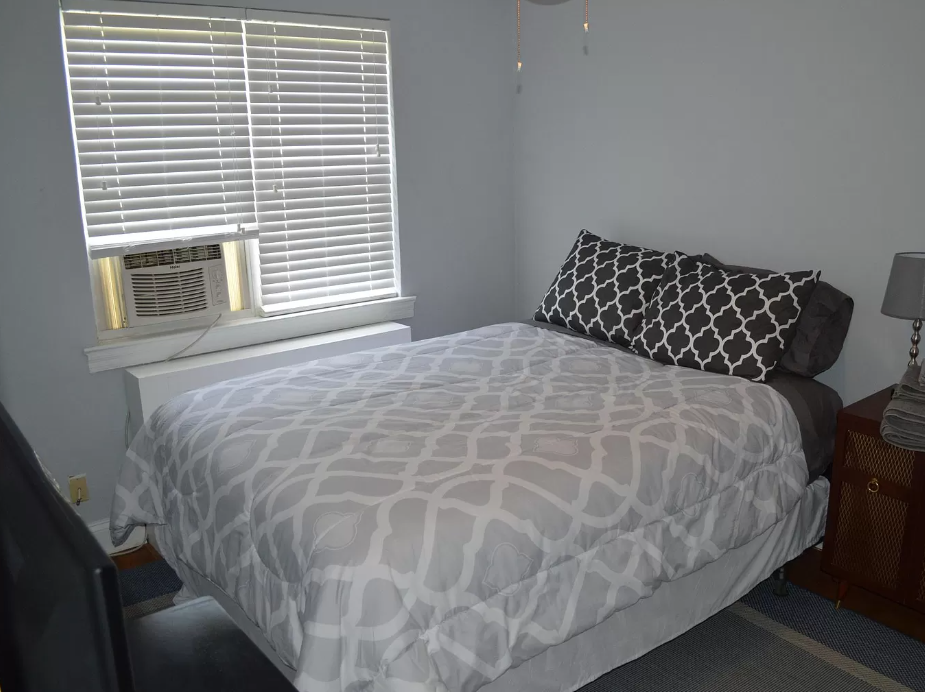 113 O St Sw #1 - Photo 3 of 16