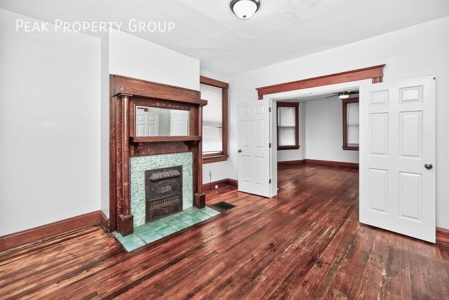 2315 Moerlein Avenue - Photo 4 of 11