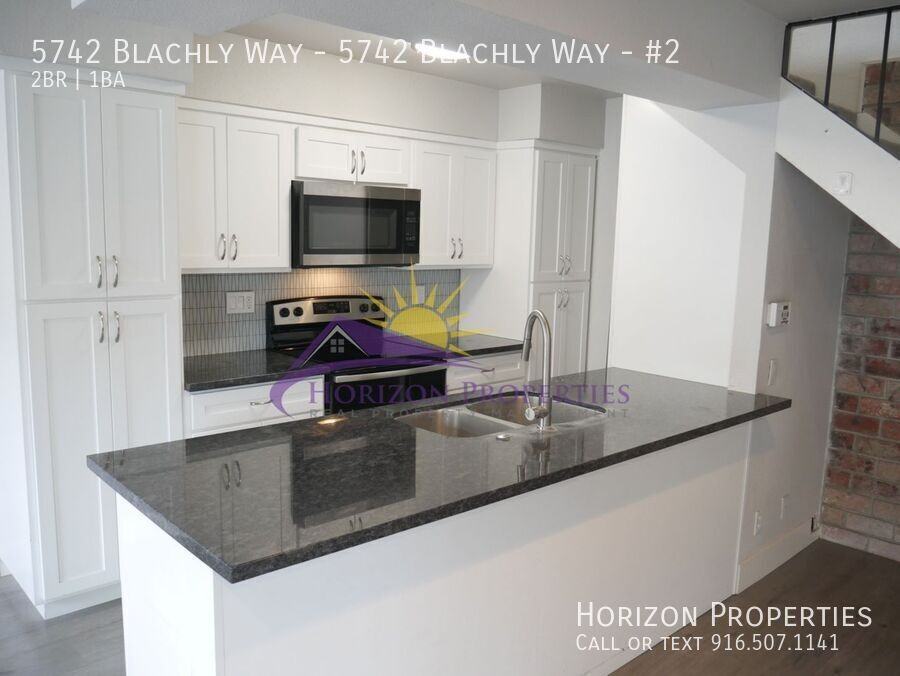 5742 Blachly Way - 5742 Blachly Way #2 - Photo 7 of 13