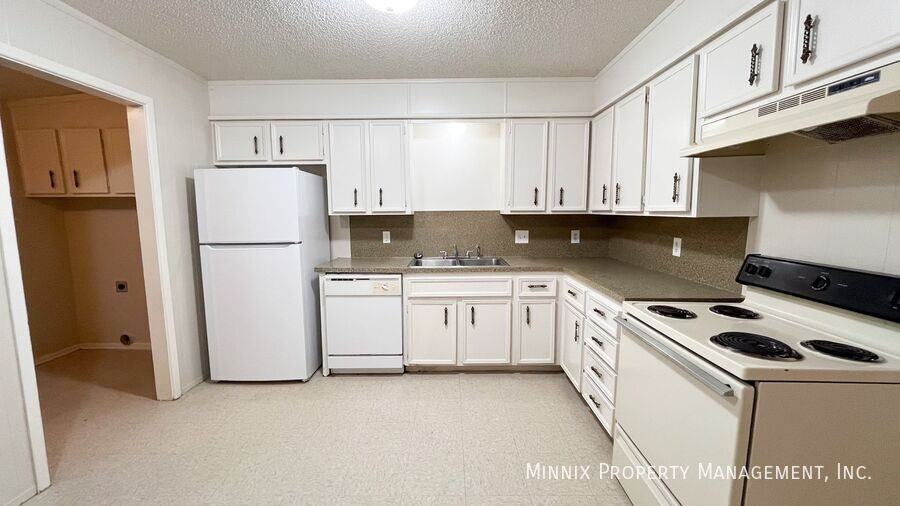 5306 38th Street #B - Photo 5 of 19