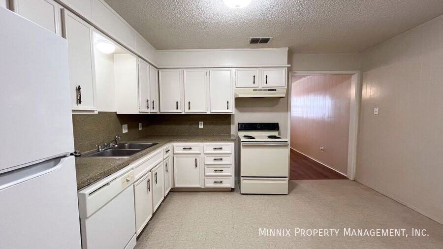 5306 38th Street #B - Photo 7 of 19