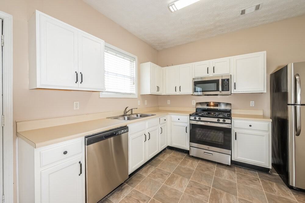 462 Marsh Lake Road Southeast - Photo 7 of 17