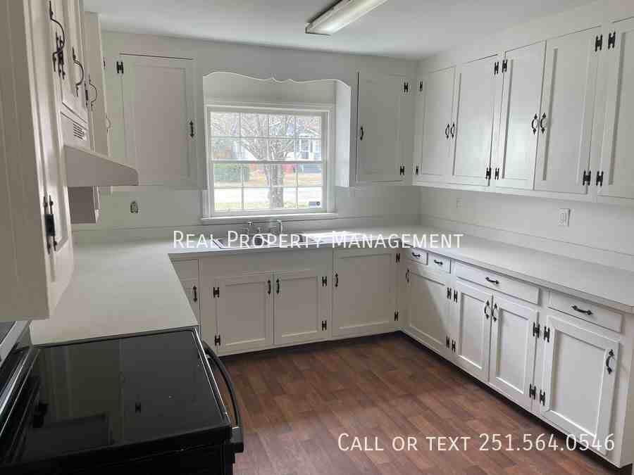 2456 Mclaughlin Dr - Photo 5 of 12