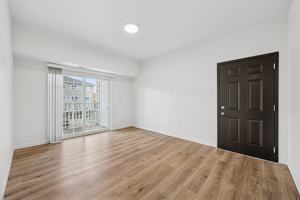 featured image of 711 Express Dr