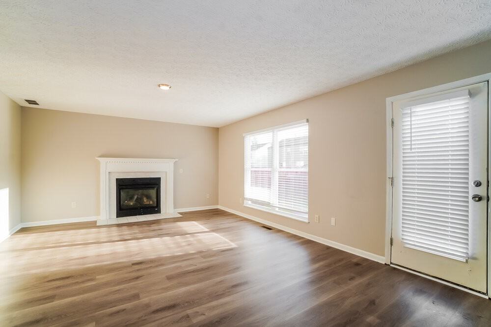3174 Gallant Dr - Photo 7 of 18