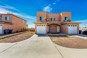 featured image of 5912 Cielo Del Rey Pl #B