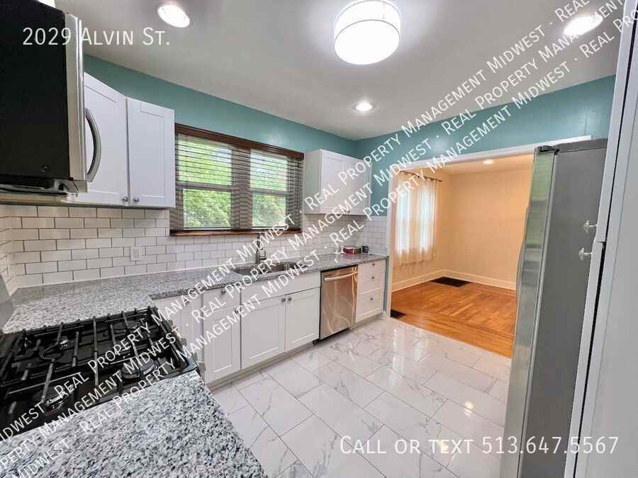 2029 Alvin Street - Photo 2 of 24