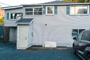 featured image of 43 Park Ave #B