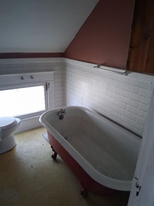 1803 Pointview Ave - Photo 2 of 9