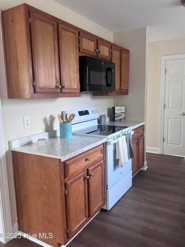 367 Branchwood Dr - Photo 2 of 14