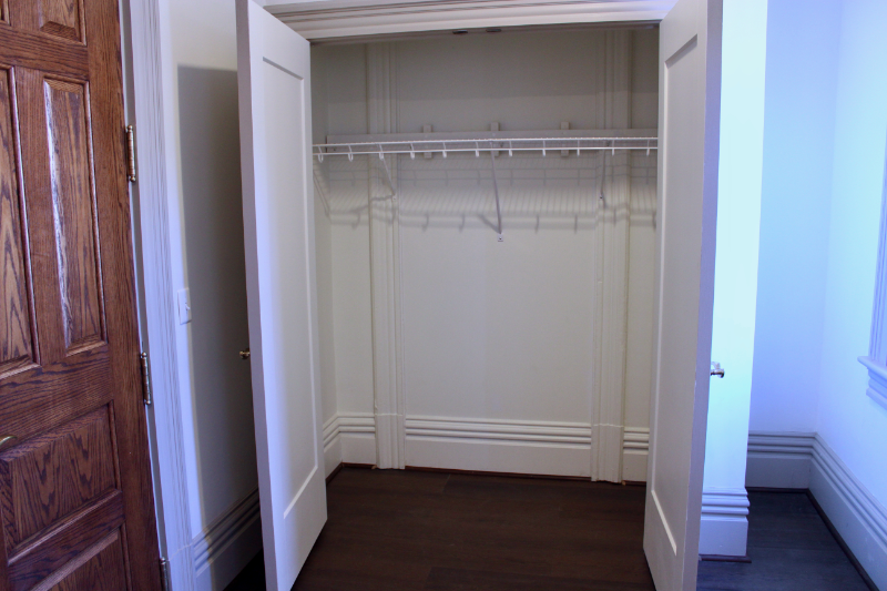 1120 Reddour St #302 - Photo 3 of 20