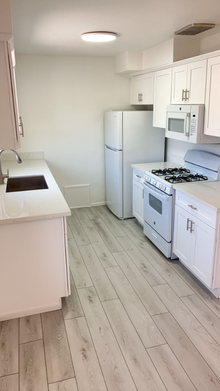 4410 W Martin Luther King Jr Blvd #221 - Photo 7 of 10