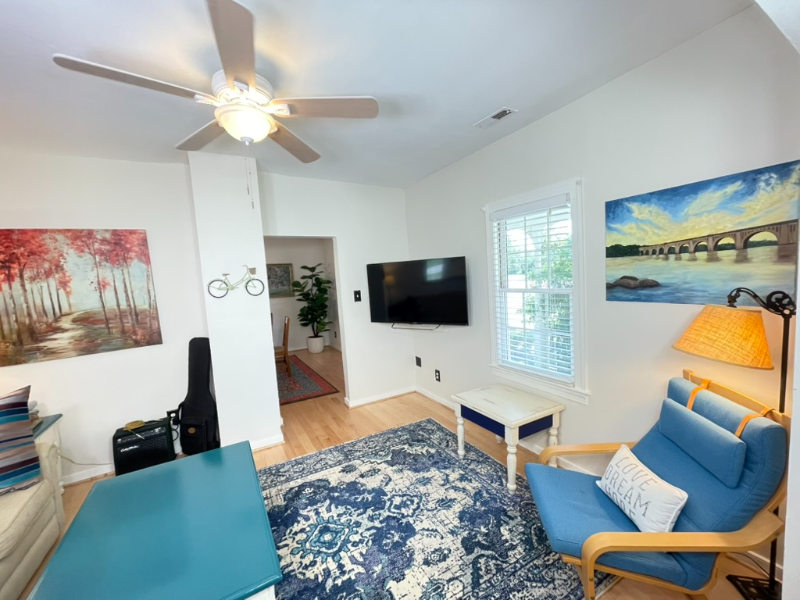 2338 New Market Rd - Photo 2 of 13