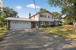2214 Windsong Trl - Photo 1 of 1