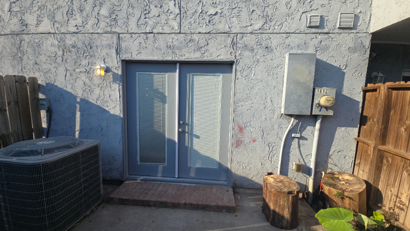 1812 Country Village Boulevard - Photo 2 of 16