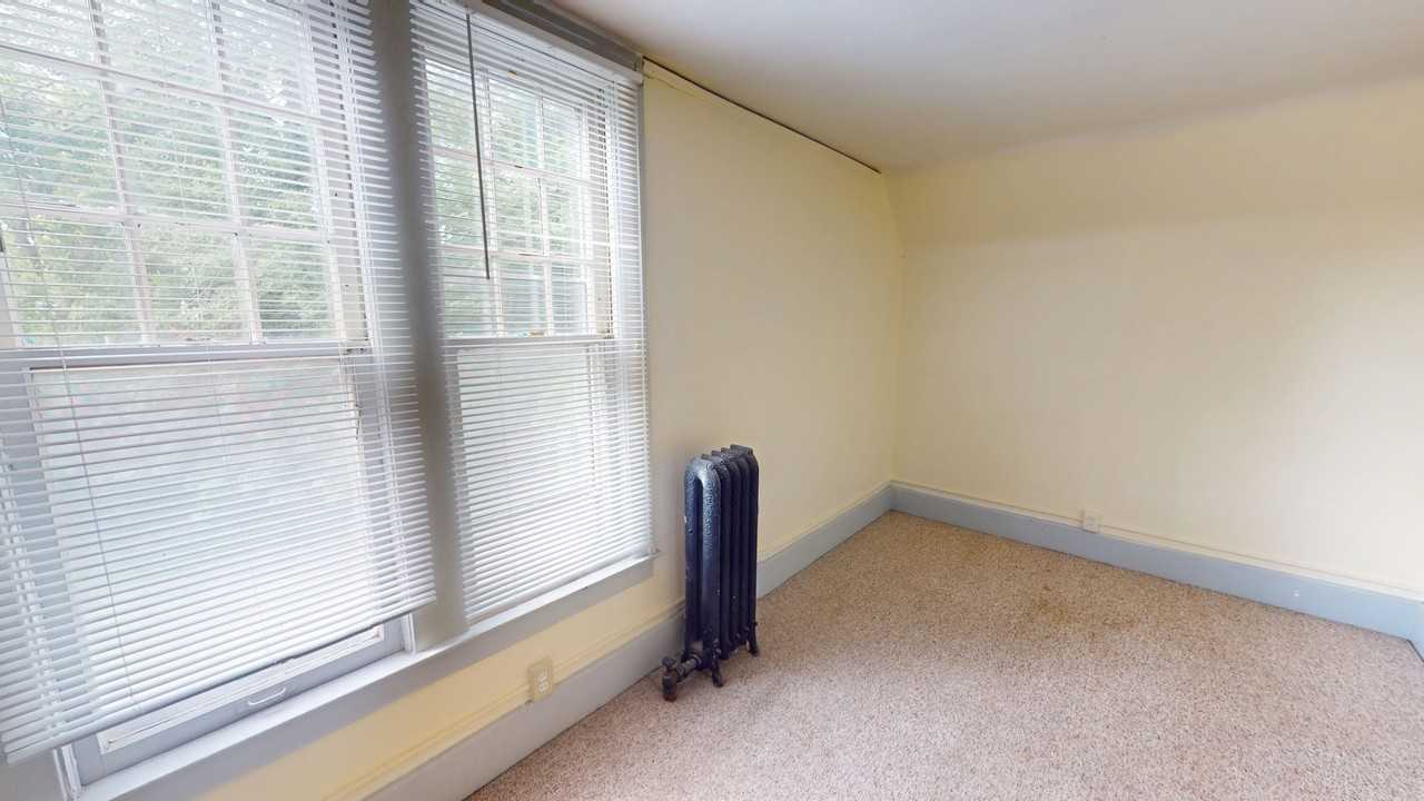 930 Dewey - Photo 2 of 8