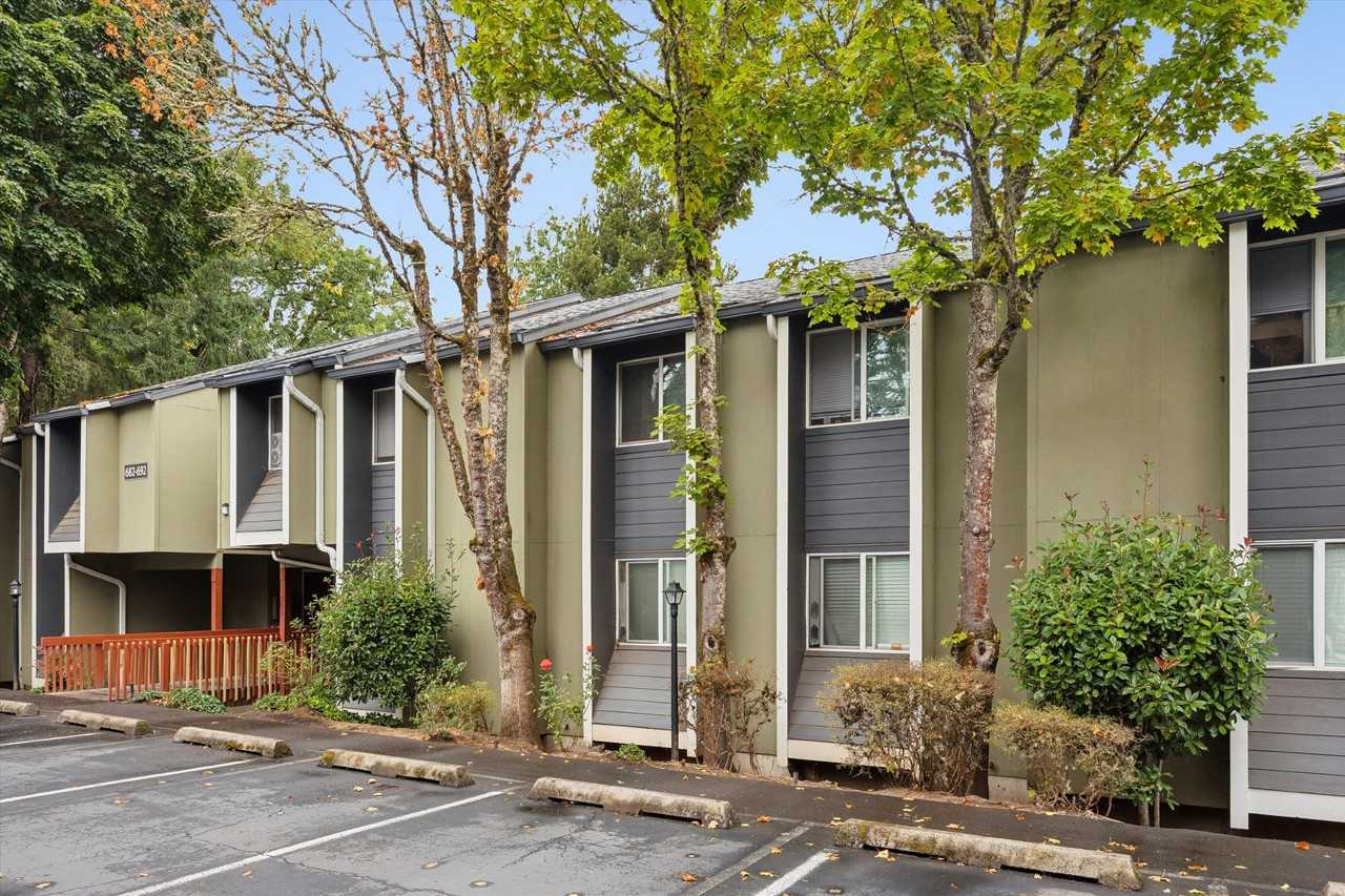 Fairmount Park Apartments - Photo 4 of 50