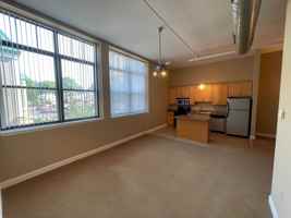 featured image of 11 Fremont St