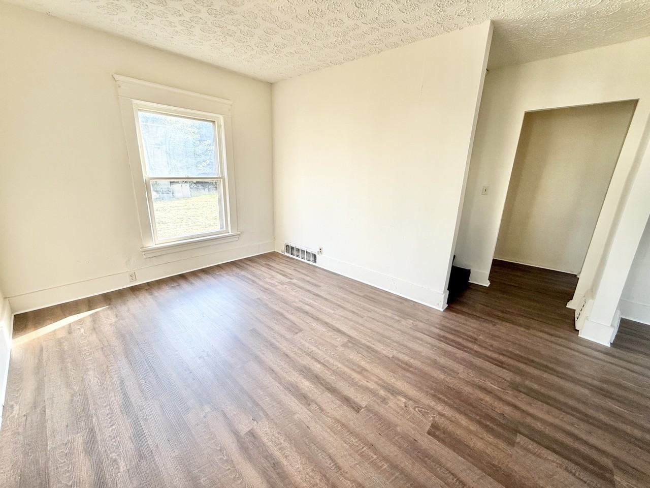 1507 Garfield Avenue Southwest #NA - Photo 4 of 20