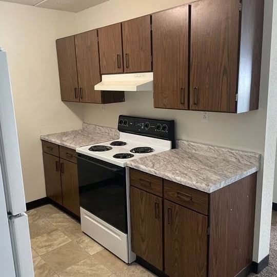 4445 Mormon Coulee Rd #202 - Photo 2 of 8