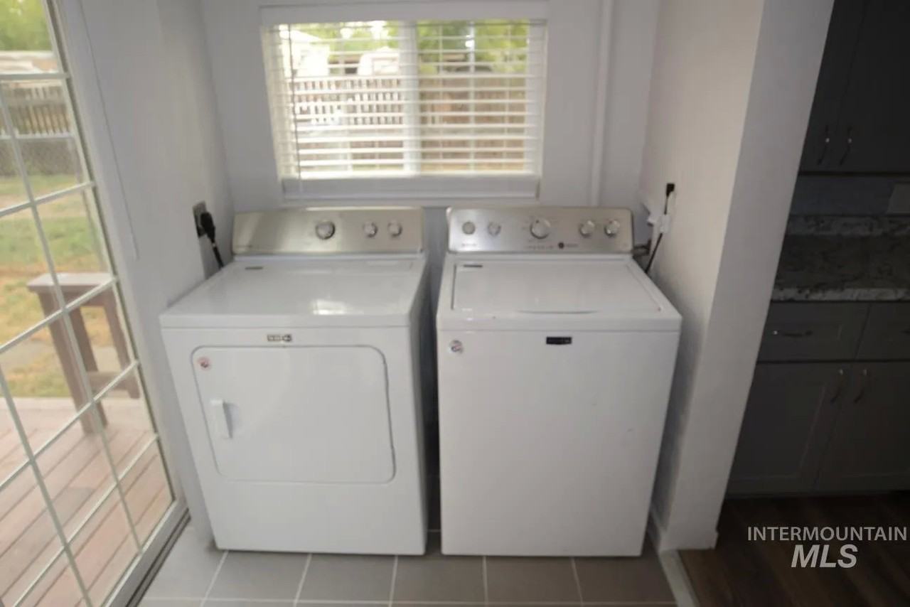 711 Warner Ave #NA - Photo 2 of 14