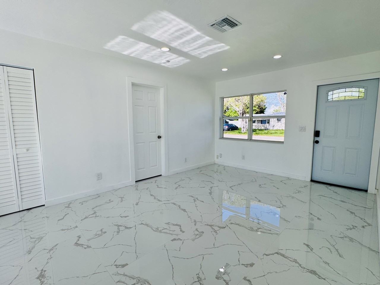 2021 Nw 62nd Ter #NA - Photo 2 of 10