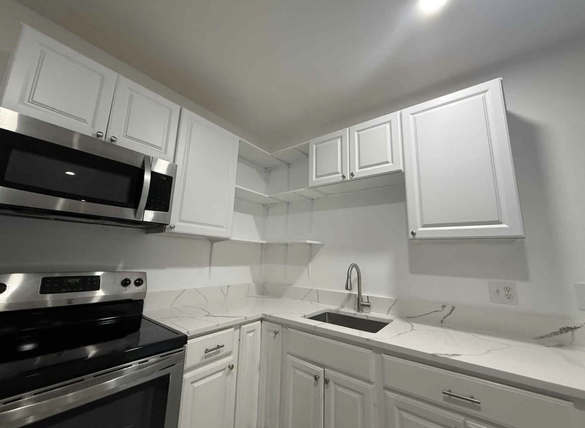 2044 George Washington Rd - Photo 2 of 13