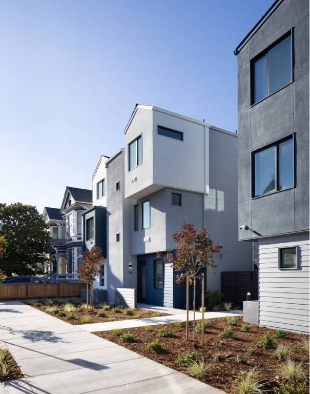 ArtHaus Brush - Photo 3 of 14