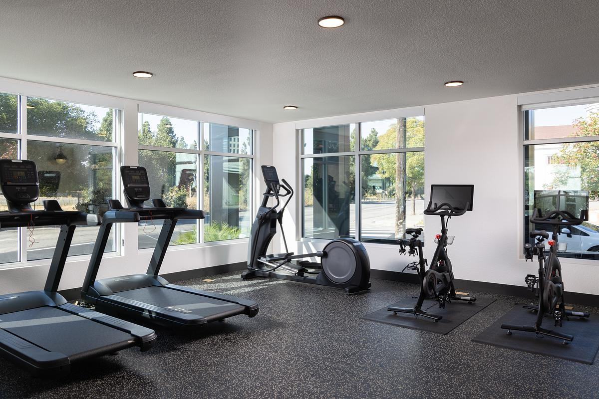 ArtHaus Ninth - Photo 6 of 31