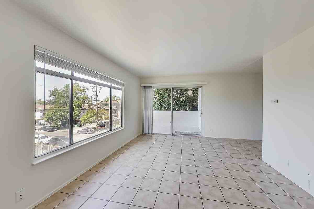 1828 28th Avenue - Photo 6 of 17