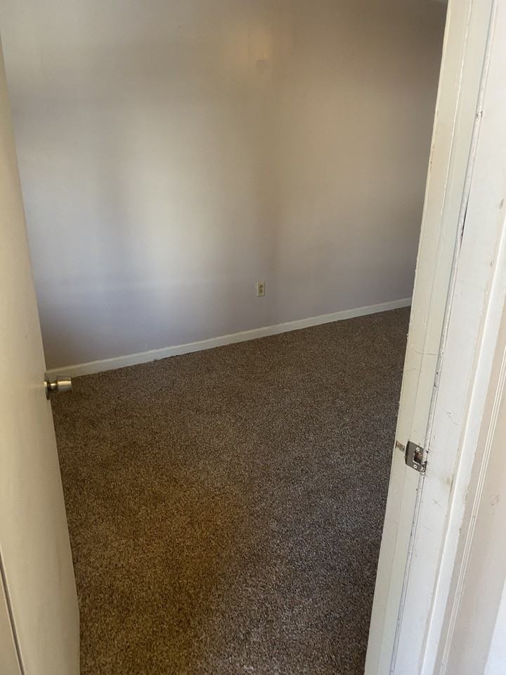 414 N Rock St #A - Photo 7 of 7