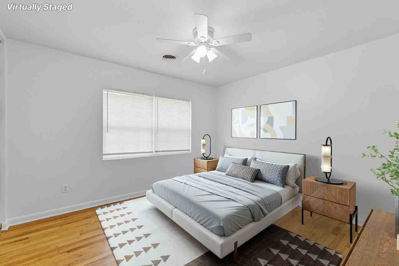 1901 Dahlia Dr - Photo 7 of 10