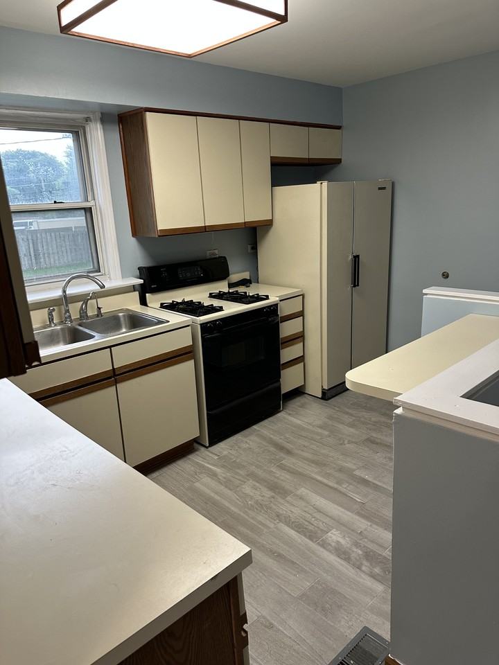 2423 Rusty Dr #NA - Photo 5 of 17