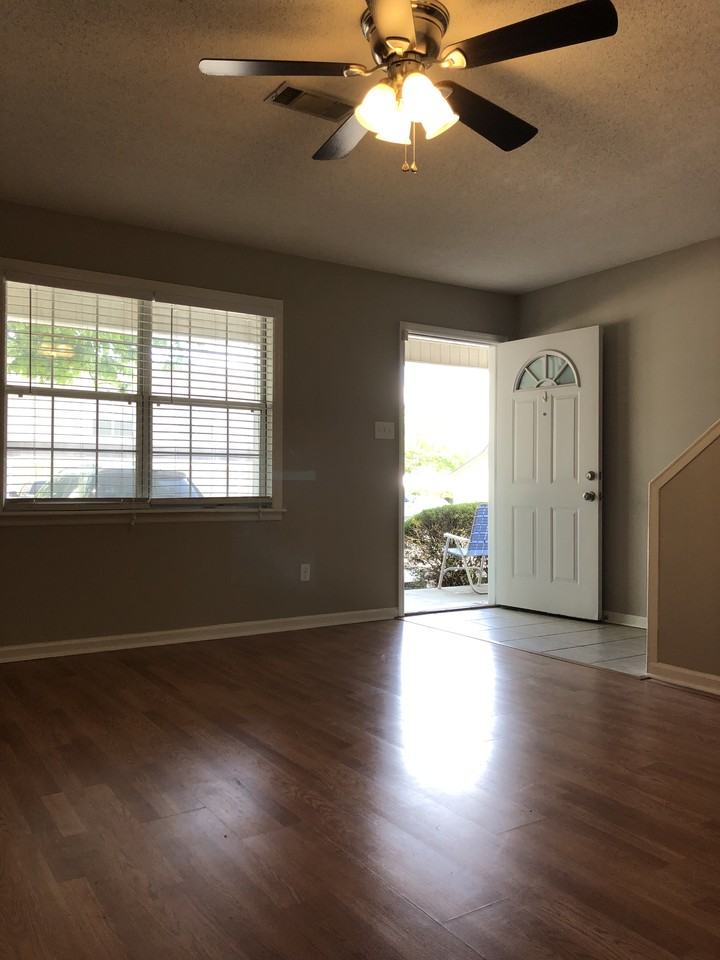 1816 Plum St #A - Photo 2 of 15